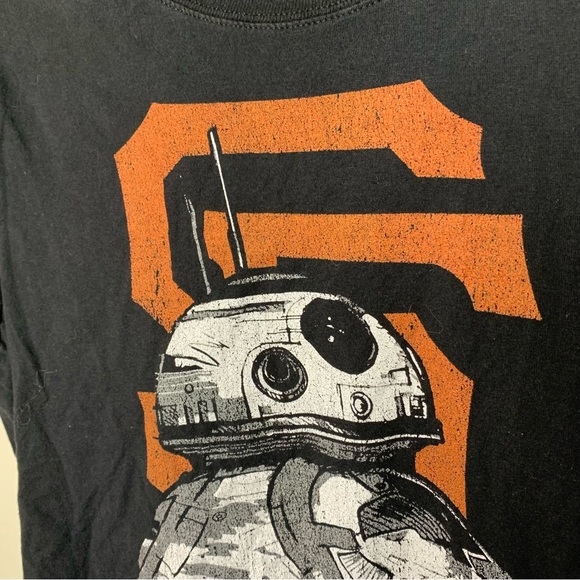 San Francisco Giants Star Wars BB-8 Graphic T-Shirt - Picture 2 of 11